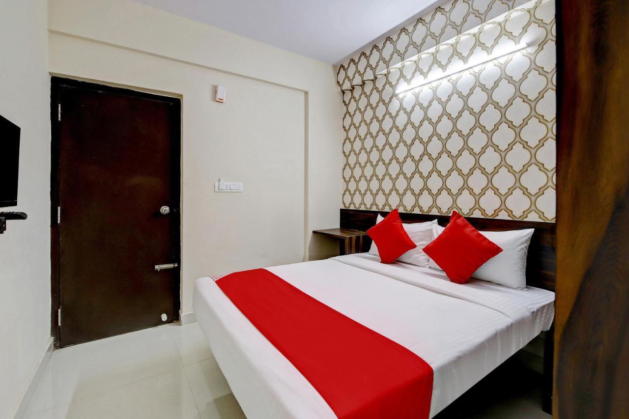 Oyo Flagship Varcity Pearl Near Nexus Mall Koramangala Бангалор Экстерьер фото